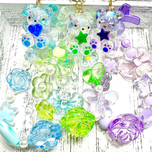 推し活 キーホルダー 緑 みどり グリーン ハンドメイド ビーズ