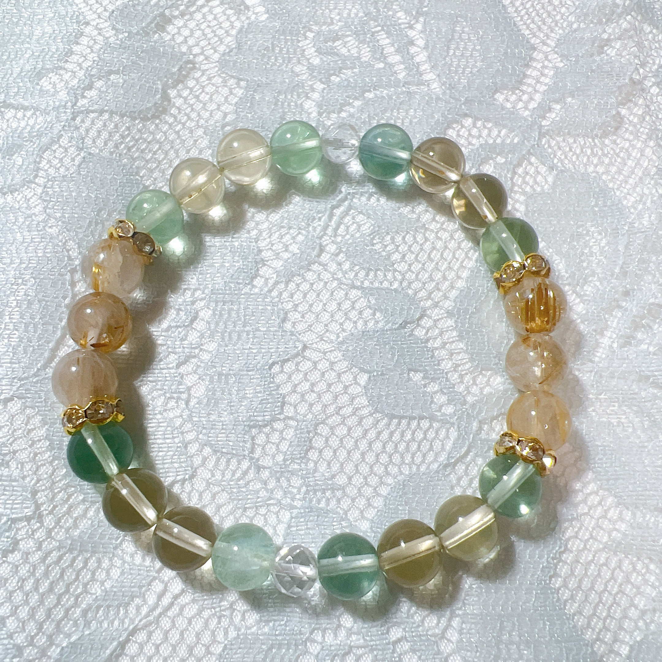 ルチルクォーツとグリーンフローライトのブレスレット