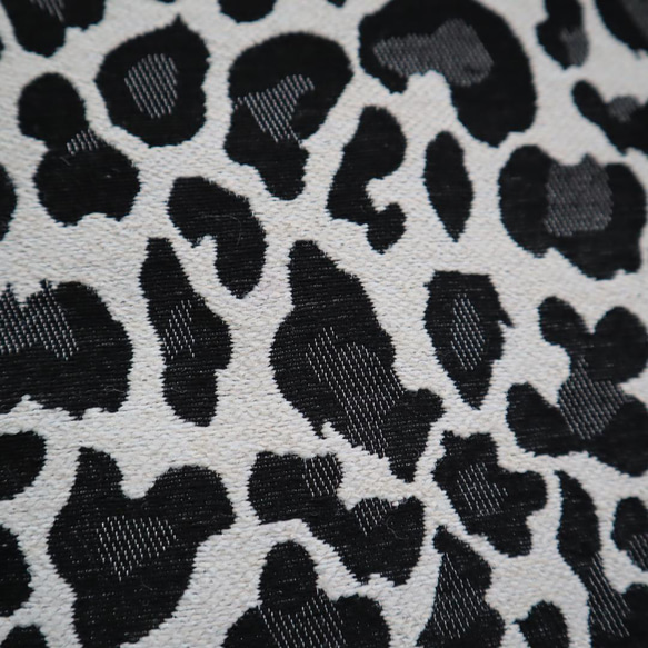 レオパード 豹柄  ゴブラン織り生地 ジャガード織り 3枚目の画像