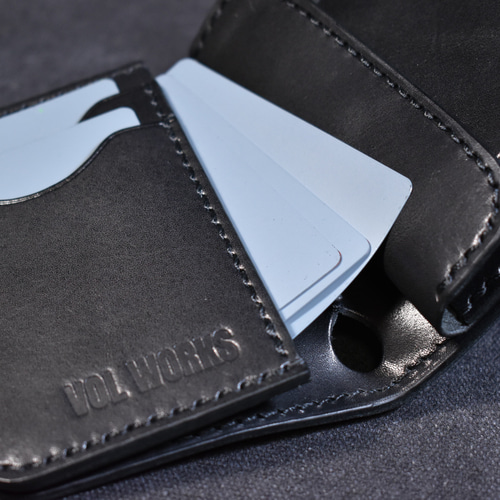 栃木レザーブラック 手縫い ショートウォレット Dカンホルダー 開きど