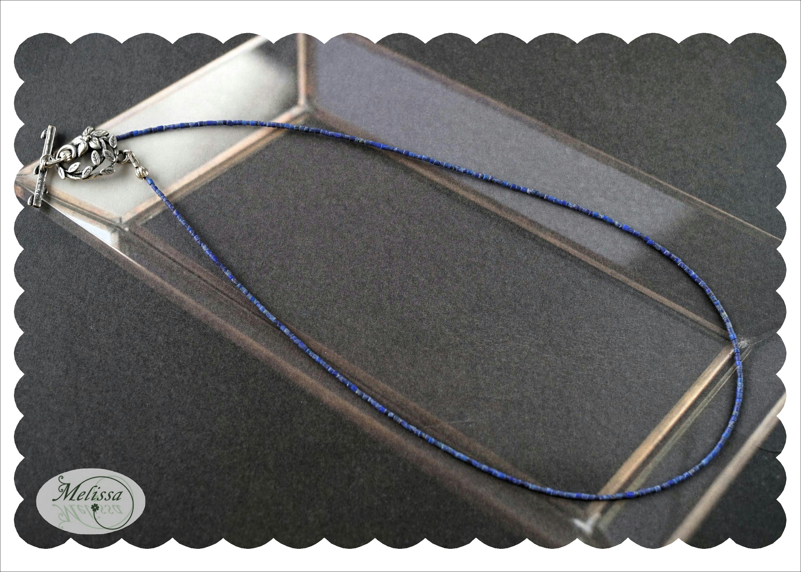 極小ラピスラズリのネックレス