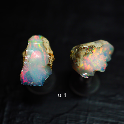 エチオピアオパール原石ピアス(14kgf)】p.14gf.002 ピアス（スタッド