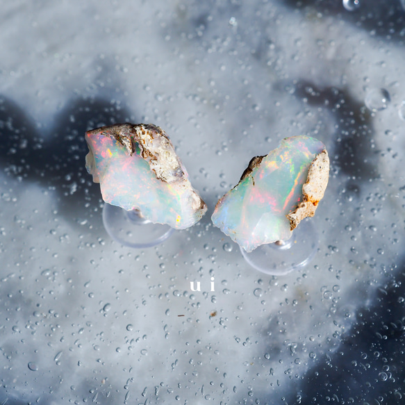 エチオピアオパール原石ピアス(14kgf)】p.14gf.002 ピアス（スタッド