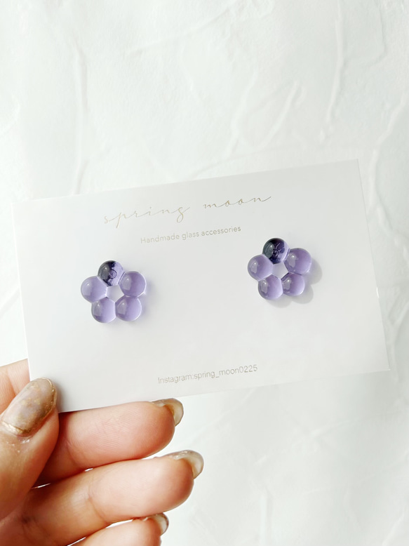 glass florets earrings -pansy- 9枚目の画像