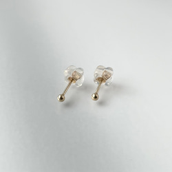 《2.0mm極小ピアス 》14kgf Studs Pierce 1枚目の画像