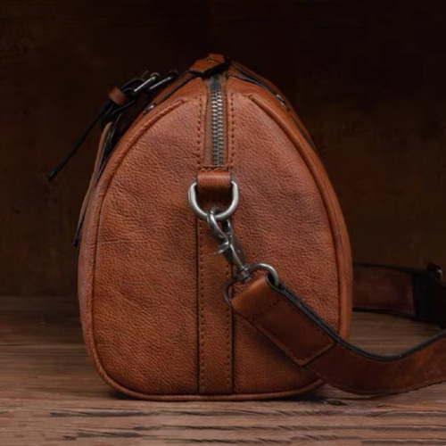 大容量ショルダーバッグ 肩掛けバッグ 本革 ヴィンテージ 筒型 軽量 多