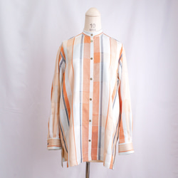 手織りのスタンドカラーのシルクシャツ　オレンジストライプ 2枚目の画像