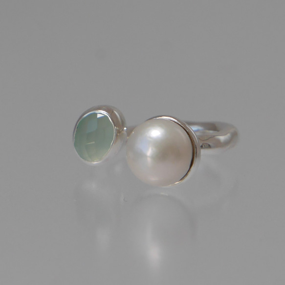 pearl＆chalcedony ring  /  淡水パールとシーブルーカルセドニーAAAのリング　silver925 1枚目の画像