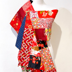 スカーフNo.214 *織心*設計師純手作紅色拼接花朵粉紅色水鑽百納圍巾披肩 第3張的照片