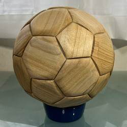 最終値下げ　サッカー　新品未使用　極美品✨木で作られたサッカーボール 87ae94c6b5ce8dfbafe7e4ff5c45cc