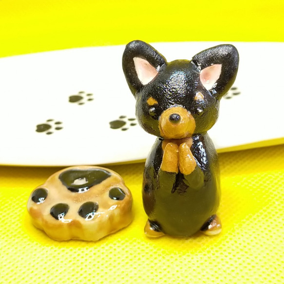 チワワ（ブラックタン）の祈り お香立て｜ペット供養 ディフューザー