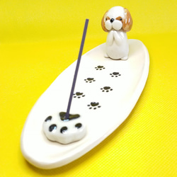 シーズー犬（シーズー）ホワイト&ゴールド　耳ロング　お香立て（犬） 8枚目の画像