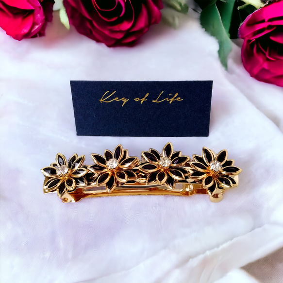 Key of Life▶︎ガラス花 ブラック 小さめ バレッタ 髪飾り 髪留め 黒 花 フラワー コテージコア 人気 5枚目の画像