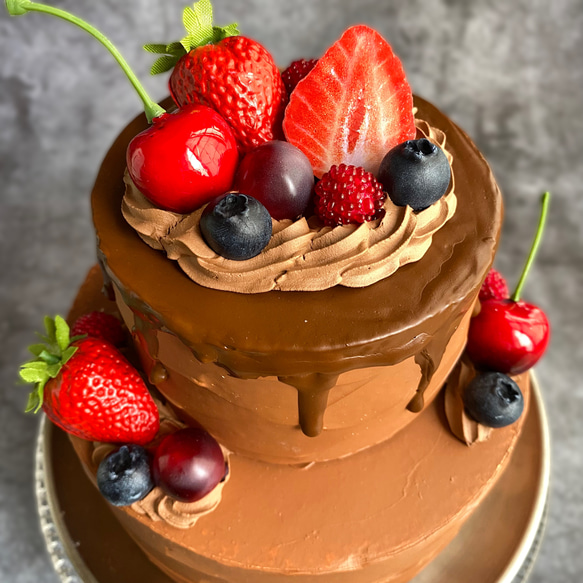 実物大　デコレーションケーキ　リアルサイズの苺チョコレート　デコレーションケーキ食品サンプル　オブジェ　 4枚目の画像