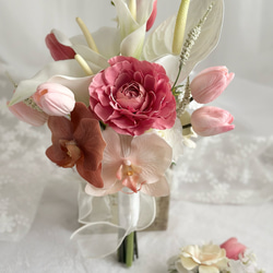 チューリップとカラーの造花ブーケ　胡蝶蘭　ウェディングブーケ　アーティフィシャルブーケ　コチョウラン 10枚目の画像
