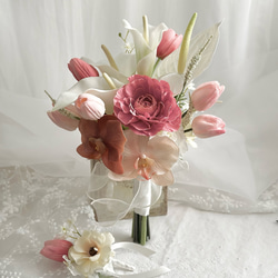 チューリップとカラーの造花ブーケ　胡蝶蘭　ウェディングブーケ　アーティフィシャルブーケ　コチョウラン 1枚目の画像