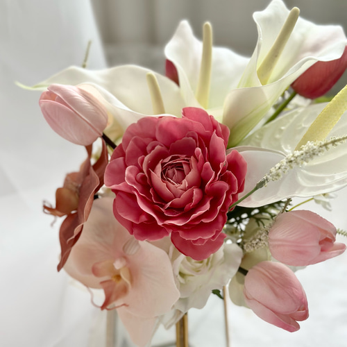 チューリップとカラーの造花ブーケ 胡蝶蘭 ウェディングブーケ