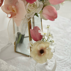 チューリップとカラーの造花ブーケ　胡蝶蘭　ウェディングブーケ　アーティフィシャルブーケ　コチョウラン 6枚目の画像