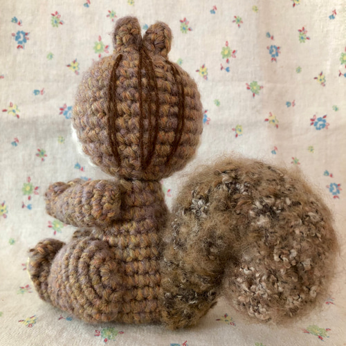 りす好きさんのためのあみぐるみ『りす』(ウエスタン) リス あみぐるみ