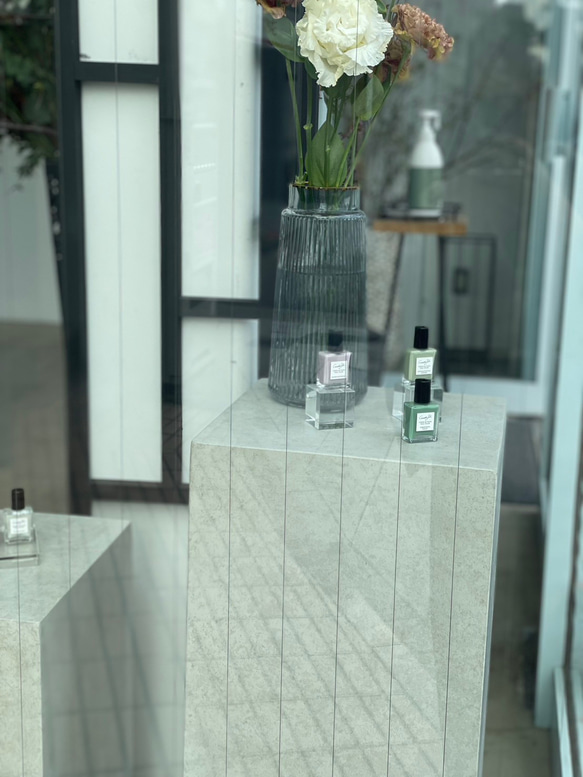 石っぽい　ディスプレイラック 石っぽい　ディスプレイラック MYK1349526555(10400円)