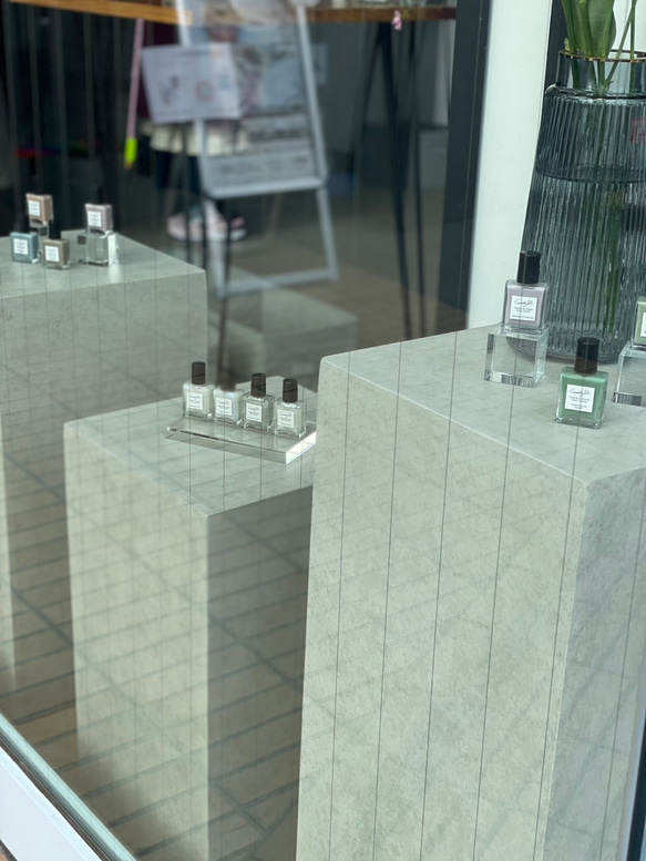 石っぽい　ディスプレイラック 石っぽい　ディスプレイラック MYK1349526555(10400円)