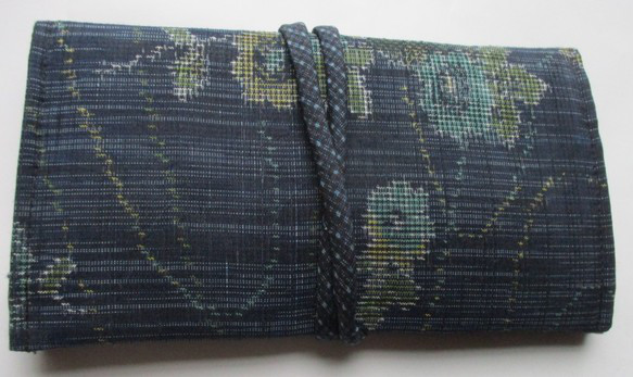 ７６３７　色大島紬の着物で作った和風財布・ポーチ＃送料無料 2枚目の画像