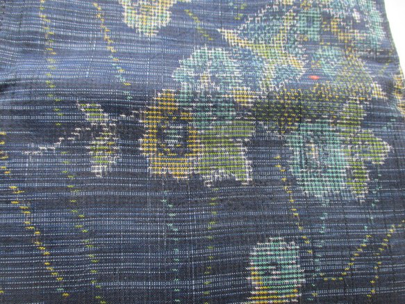 ７６３７　色大島紬の着物で作った和風財布・ポーチ＃送料無料 10枚目の画像
