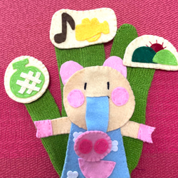 手袋シアター　こぶたがみちを 2枚目の画像