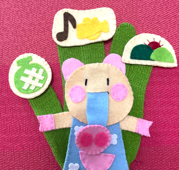 手袋シアター　こぶたがみちを 2枚目の画像