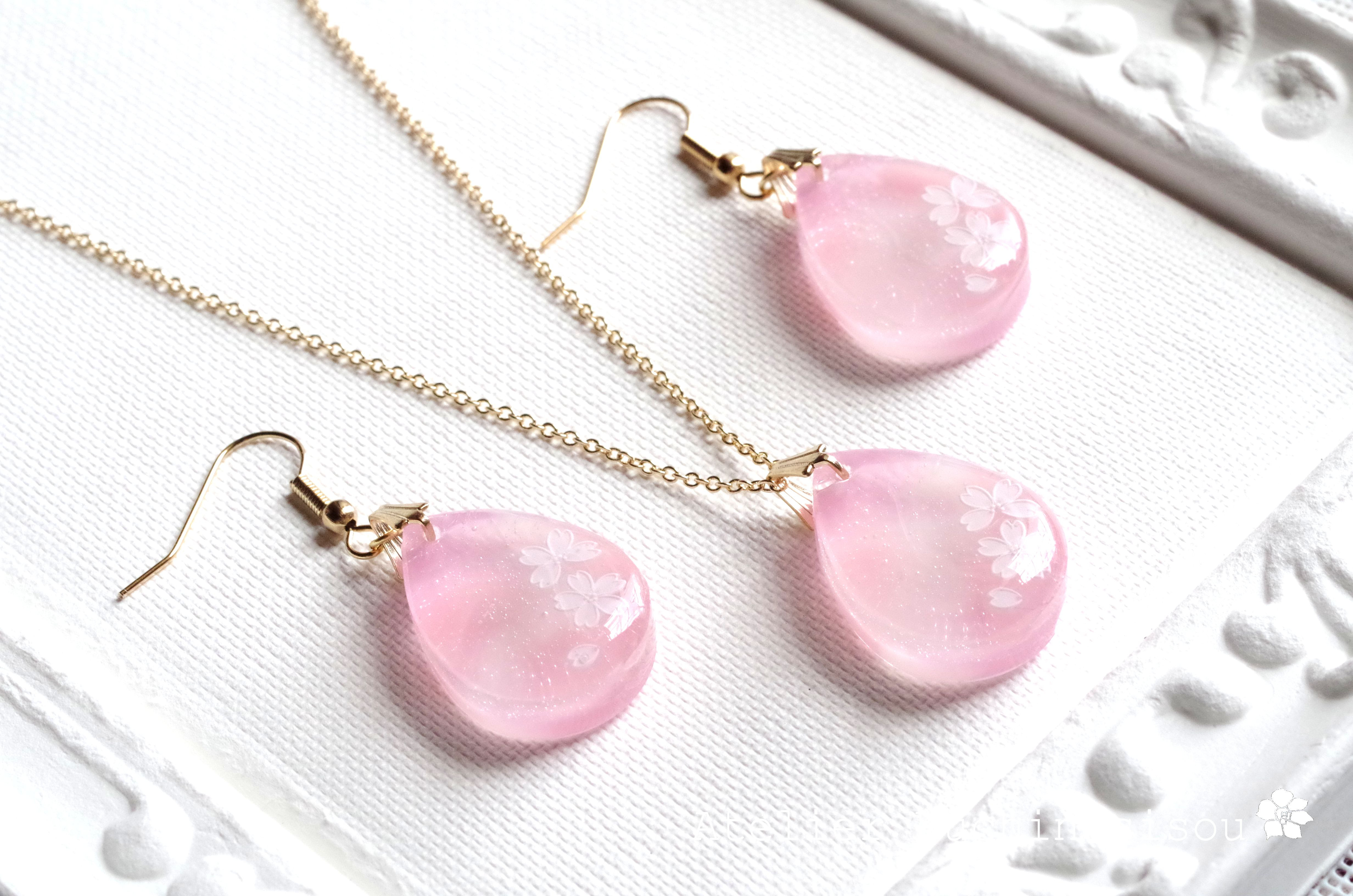 【受注製作】【Creema限定】レジンアート　雫のマーブルピアス/イヤリングとペンダント〈ロマンティックピンク〉