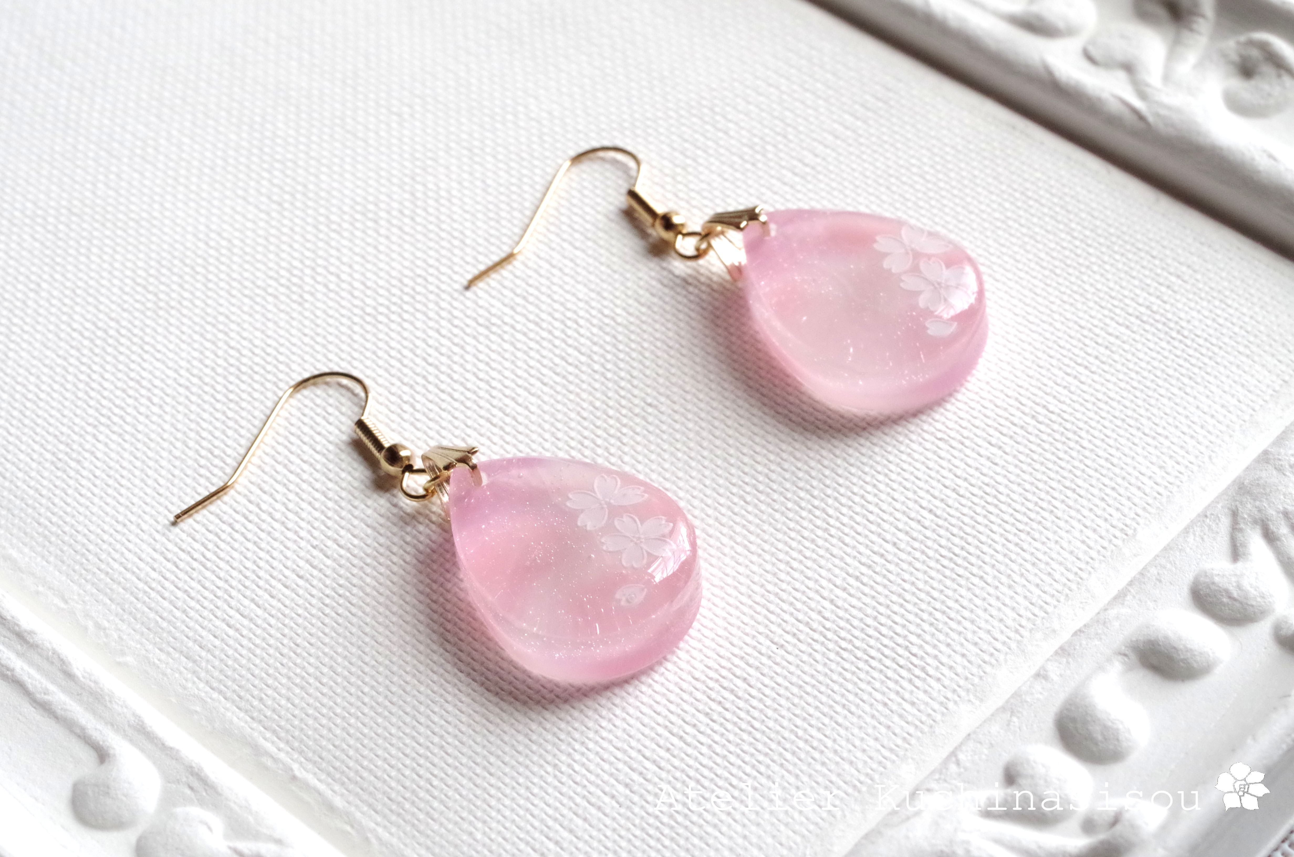 【受注製作】【Creema限定】レジンアート　雫のマーブルピアス/イヤリングとペンダント〈ロマンティックピンク〉