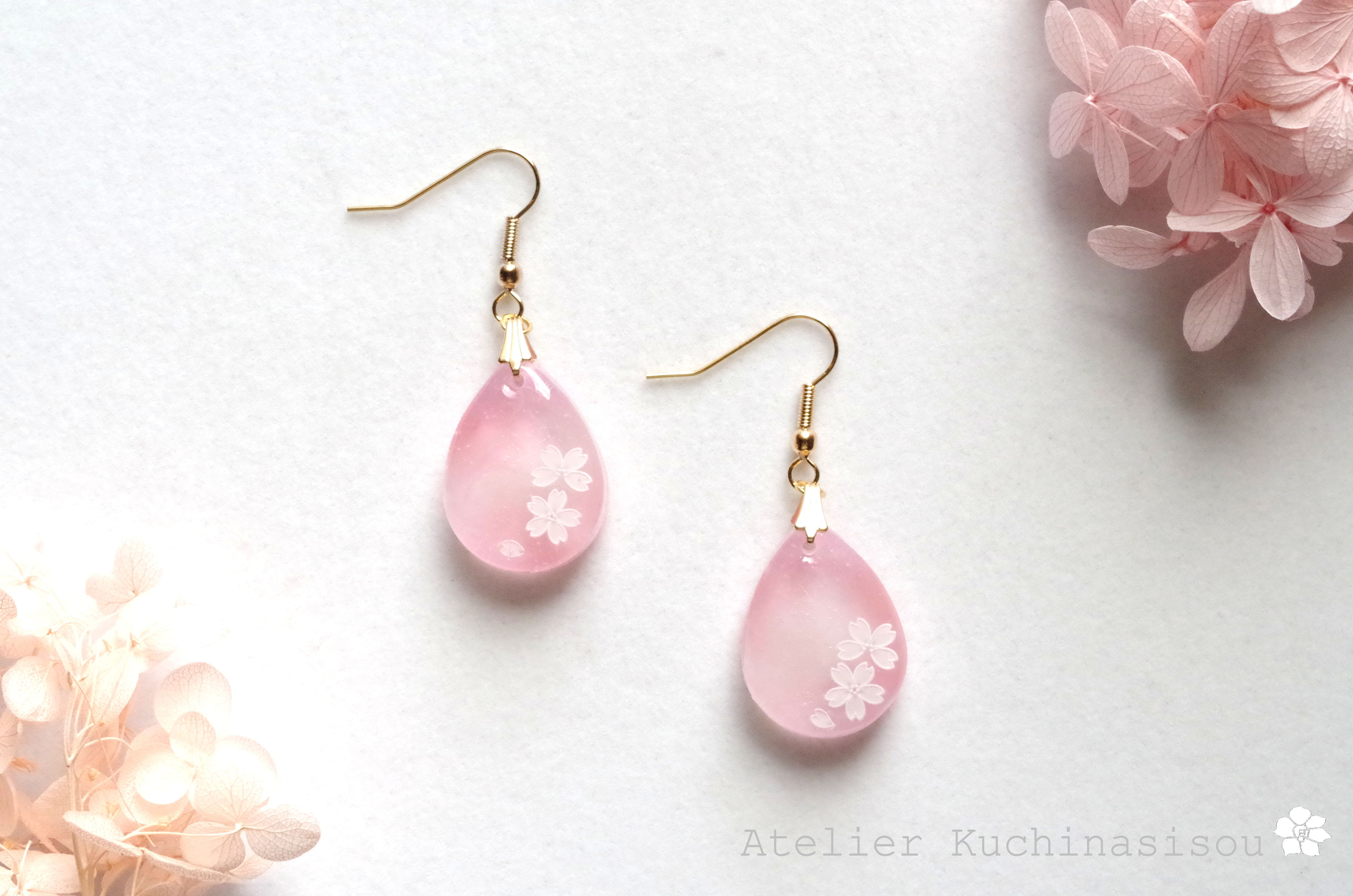 【受注製作】【Creema限定】レジンアート　雫のマーブルピアス/イヤリングとペンダント〈ロマンティックピンク〉