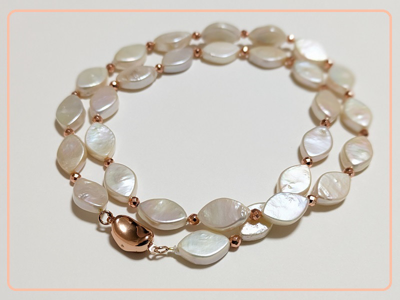 ペタルモチーフ 淡水真珠ネックレス