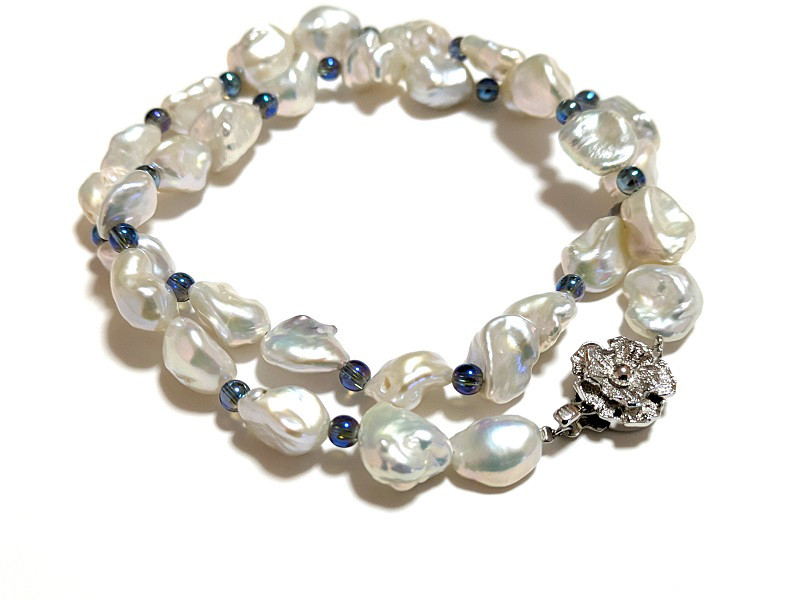 淡水小バロックネックレス　アクアクォーツ入り