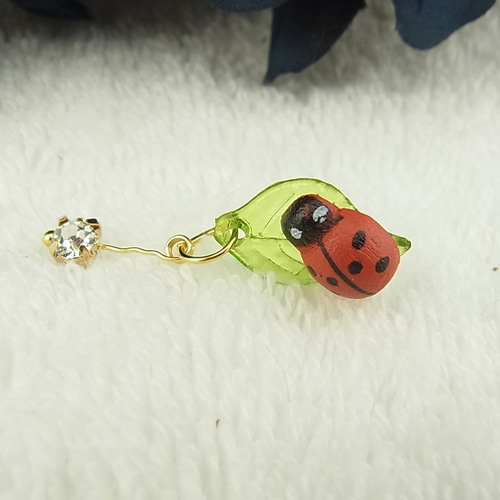 てんとう虫チャーム ビジュー 加工パーツ チャーム フィンヌ 通販