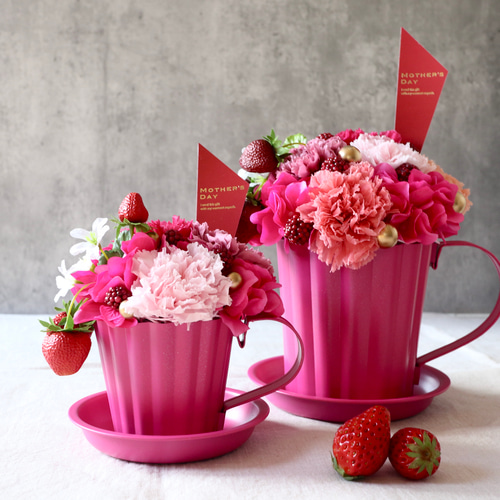 HANDMADEプリザーブドフラワー　アレンジメント　母の日　壁掛け 母の日】母の日プリザーブドフラワーアレンジメント（pink・white