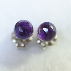 (1 件) 紫水晶玫瑰切割耳環（5 毫米，鈦柱） 第2張的照片