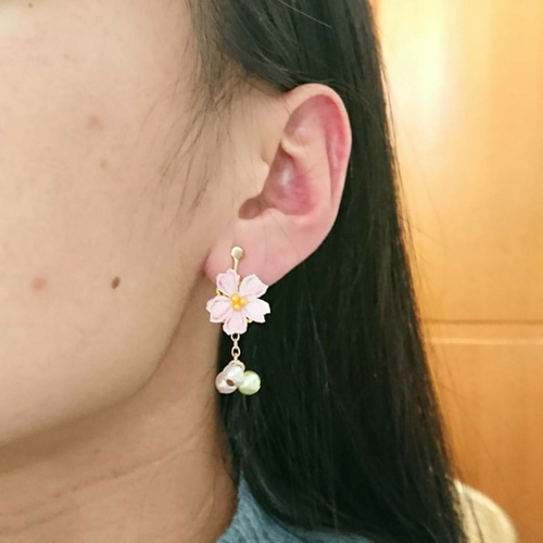 つまみ細工 桜と三色パール ピアス イヤリング ピアス（フック