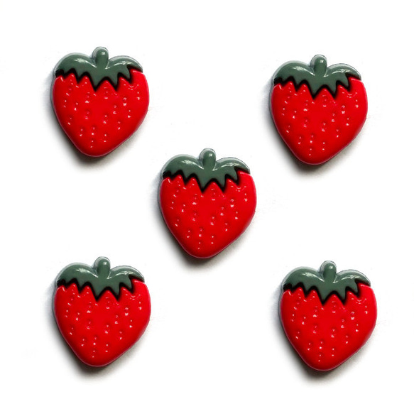 プラスチックボタン5個セット ストロベリーC B-2890 いちご 苺 フルーツ　果物　かわいい 1枚目の画像