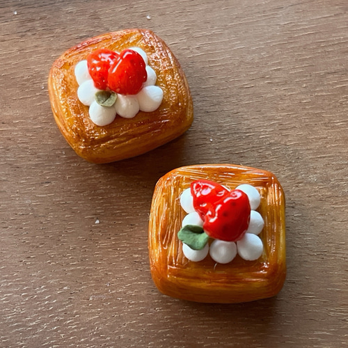 ミニチュア デニッシュ いちご