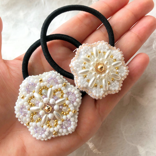 ビーズ刺繍 ヘアゴム お花モチーフ パール ヘアアクセ ヘア