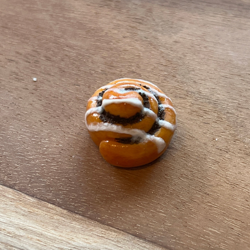 ○シナモンロール○選べるパーツ/ストラップ/マグネット/チャーム