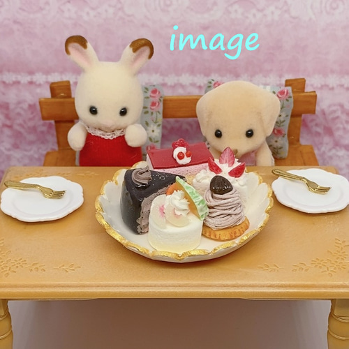 ミニチュア苺のホールケーキセット