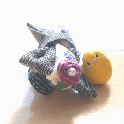 バラ刺繍パッチンピン♡むらさき