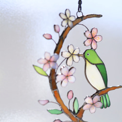 桜とメジロのステンドグラス 2枚目の画像