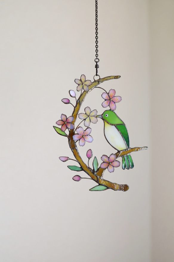 桜とメジロのステンドグラス 5枚目の画像