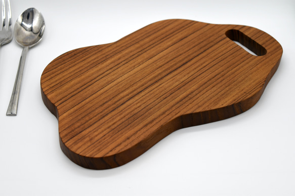 世界三大銘木 チーク無垢材　カッティングボード　スライスボード　木製食器　鍋敷き　撮影キット　まな板 1枚目の画像