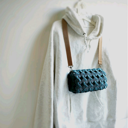 夏 涼やか みんなのかごバッグ ショルダー 藍青 blue unisex