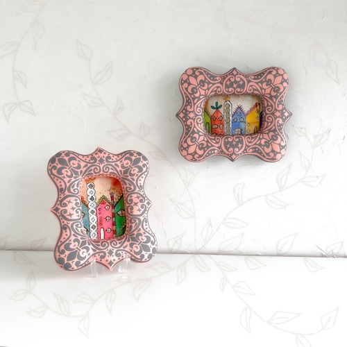 ふっくら額縁＊A6サイズ(アンティーク型/ダマスク風柄) フォトフレーム