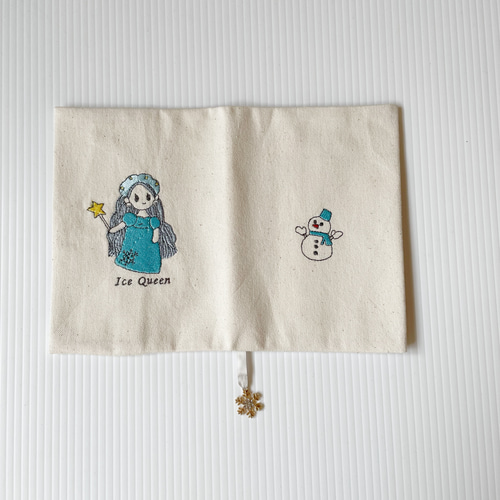 カバンの中でも本が傷まないブックカバー✳︎厚さ調整
